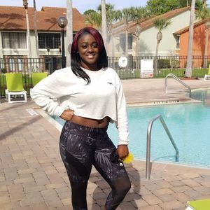 Meet your Posher, Ariana